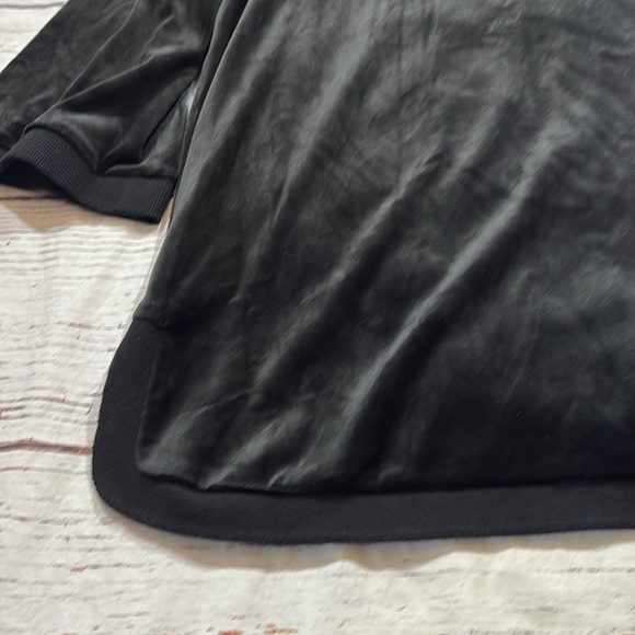 TUCKERNUCK Black Velour Jojo Top sz XL - Picture 7 of 11